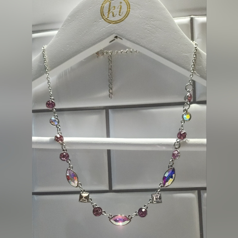Elegant Silver and Purple Necklace